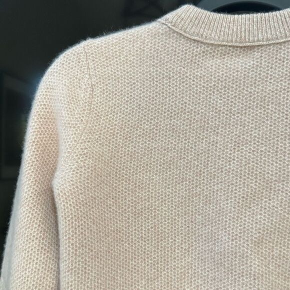 Club Monaco Honeycomb Crew Rose Cashmere Sweater, Size XSP - Picture 11 of 11